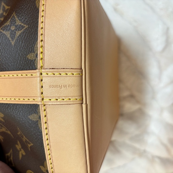 Louis Vuitton monogram, NOE BB purse - Picture 7 of 16